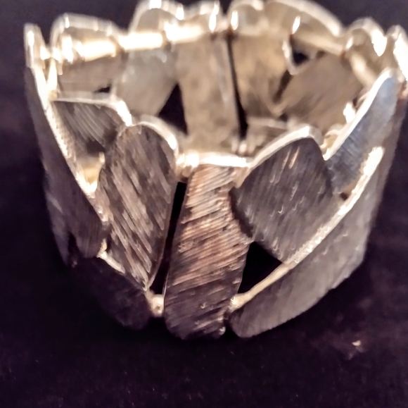 Bracelet - Picture 2 of 3